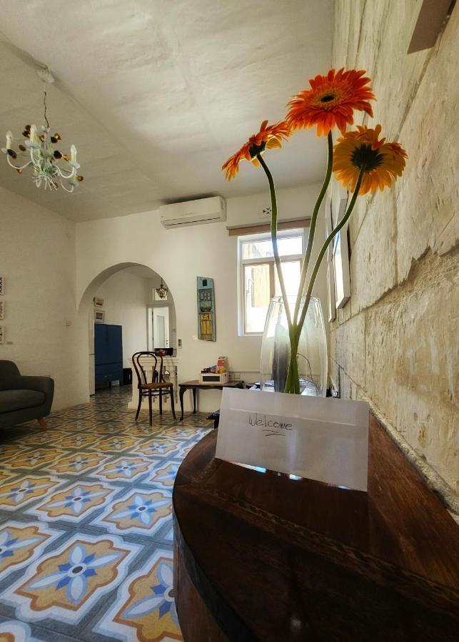 Dar Garigor Apartment Cospicua Bagian luar foto