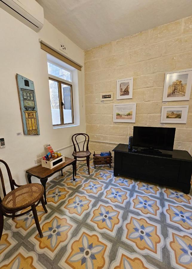 Dar Garigor Apartment Cospicua Bagian luar foto
